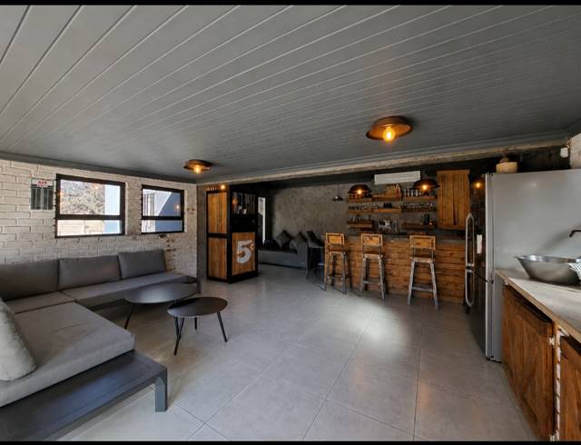 3 BEDROOM HOUSE FOR SALE IN THREE RIVERS